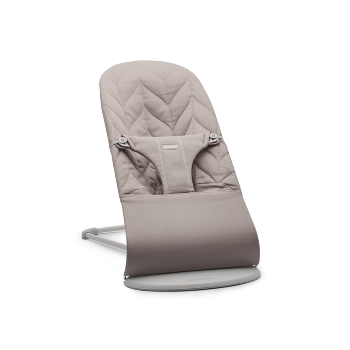 Babysitter Bliss Vävd Bladmönstrad Quilt - Sandgrå Babybjörn